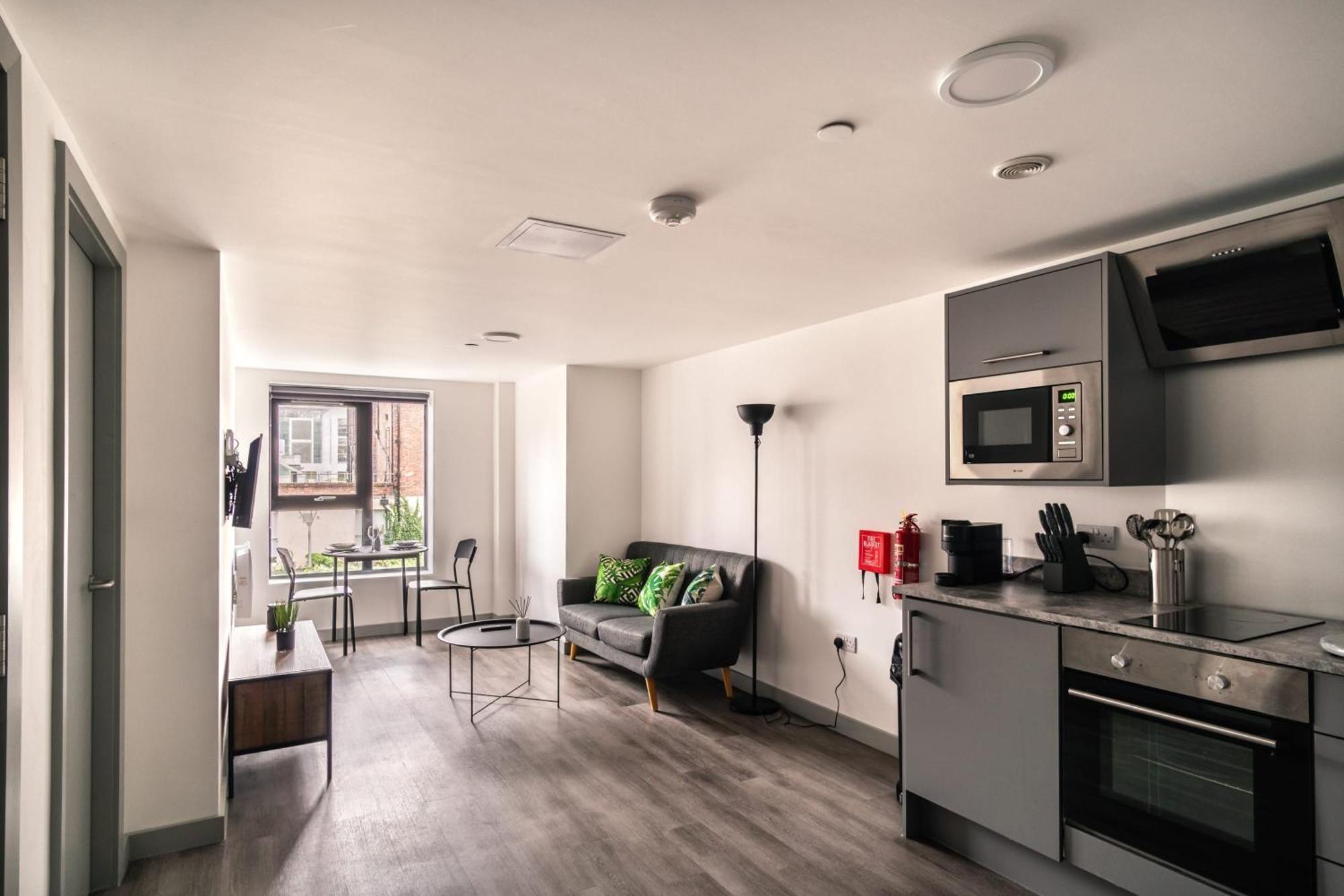 Smart 1 Bedroom In Centre Apartment Liverpool